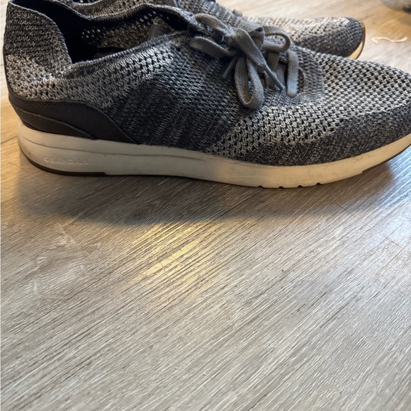 Gray Knit Men's Shoes - Picture 5 of 7